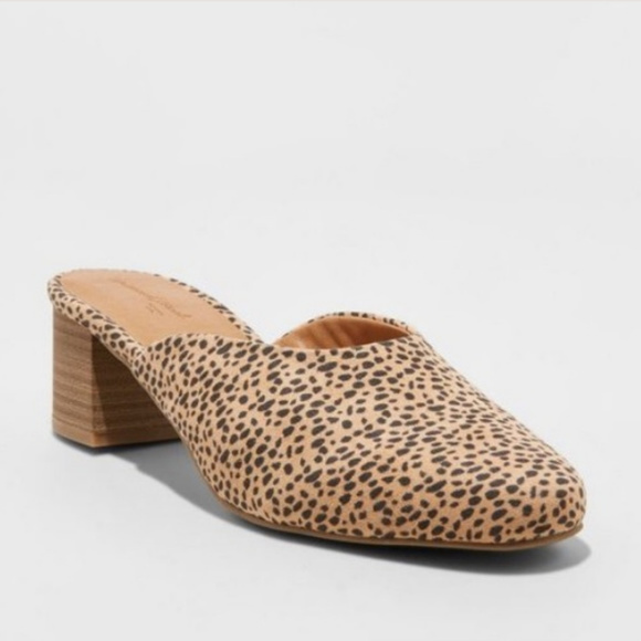 Universal Thread Shoes - NWT Aviana Leopard Chunk Heel Mules 7M